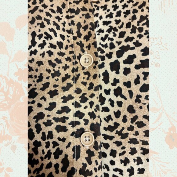 Women's Leopard Print Button Down Blouse 2X - Picture 6 of 11